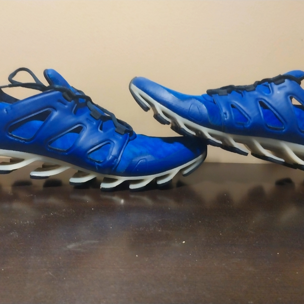 Adidas springblades